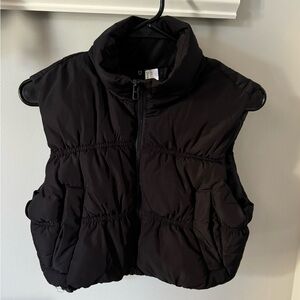 H&M Puffer Vest in Black Size XXS